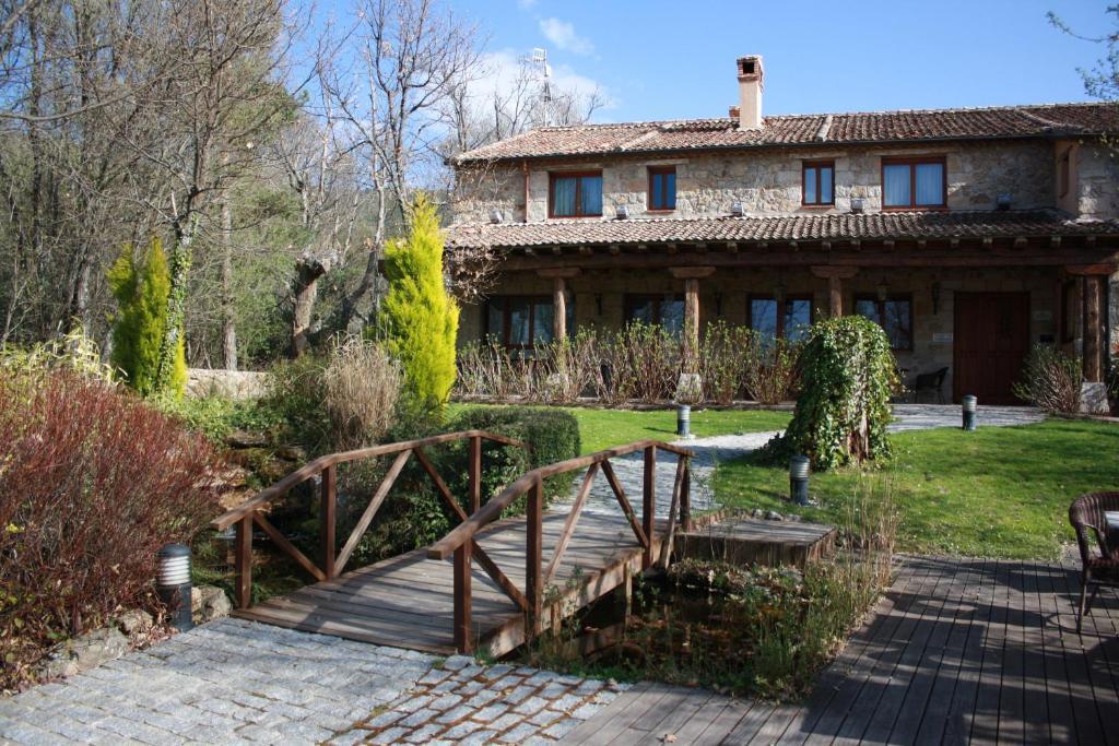 Posada Fuenteplateada Collado Hermoso 외부 사진